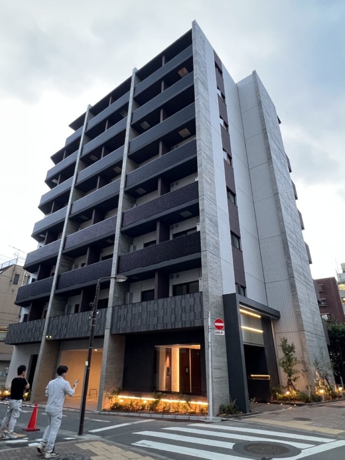 東京都で新築工事の現場監督の従業員の求人募集！[正社員]